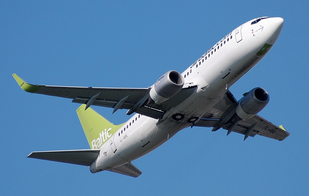 YL-BBL · Boeing 737-33V(WL) · (CPH / EKCH)