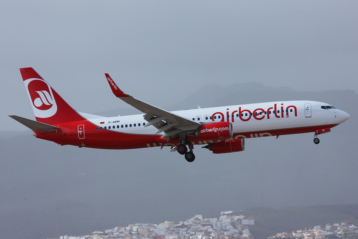 D-ABMI · Boeing 737-86J(WL) · (LPA / GCLP)