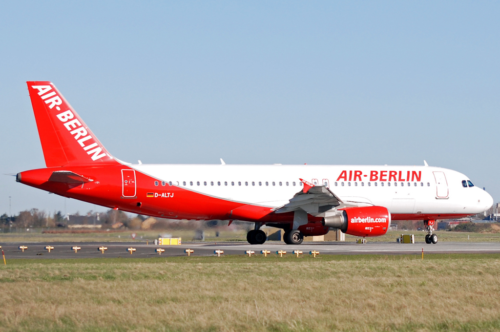 D-ALTJ · Airbus A320-214 · (CPH / EKCH)