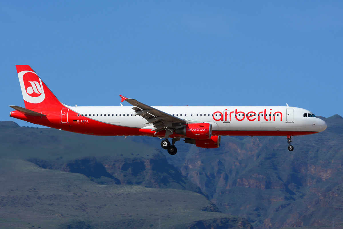 D-ABCJ · Airbus A321-211 · (LPA / GCLP)