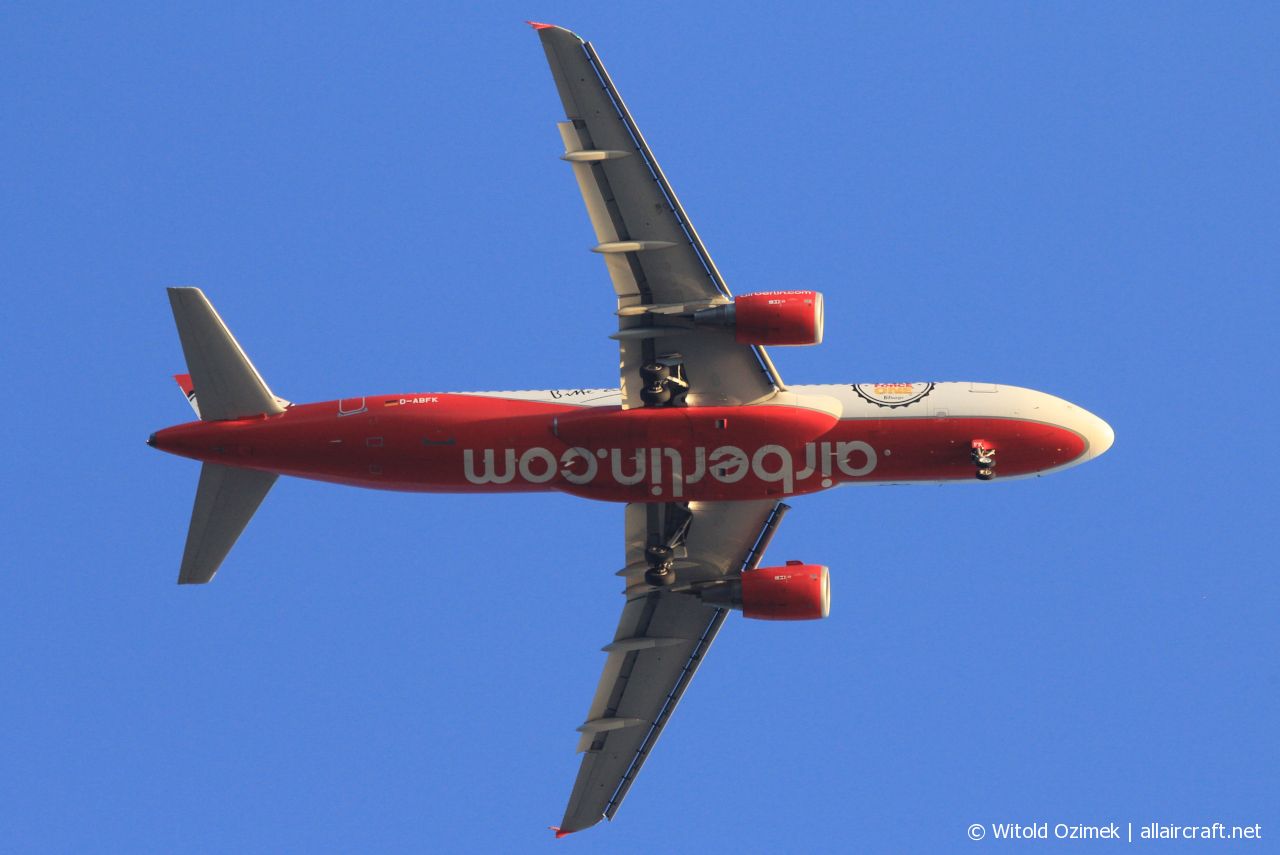 D-ABFK · Airbus A320-214 · (HER / LGIR)