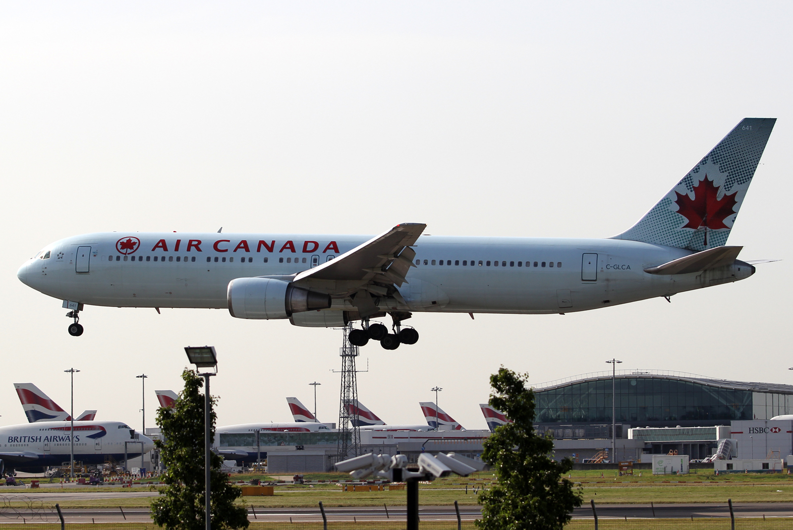 C-GLCA · Boeing 767-375/ER · (LHR / EGLL)