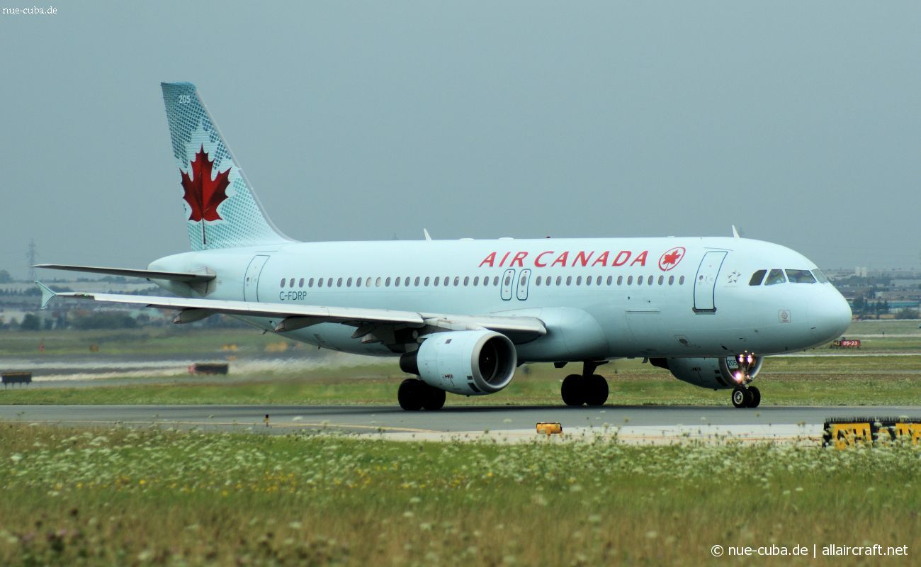 C-FDRP · Airbus A320-211 · (YYZ / CYYZ)