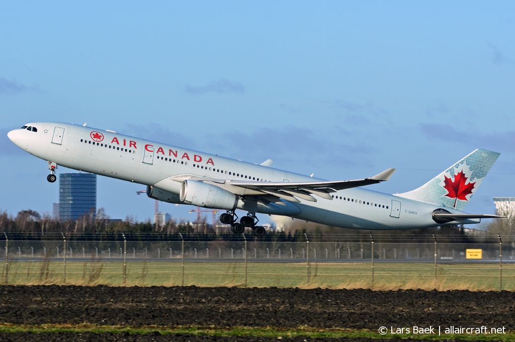 C-GHKX · Airbus A330-343 · (CPH / EKCH)