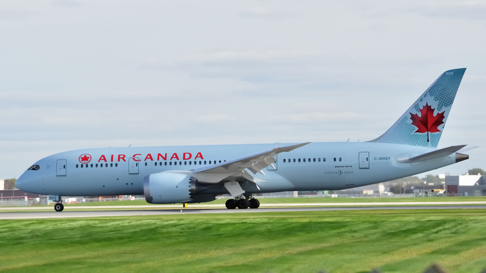 C-GHQY · Boeing 787-8 Dreamliner · (YUL / CYUL)