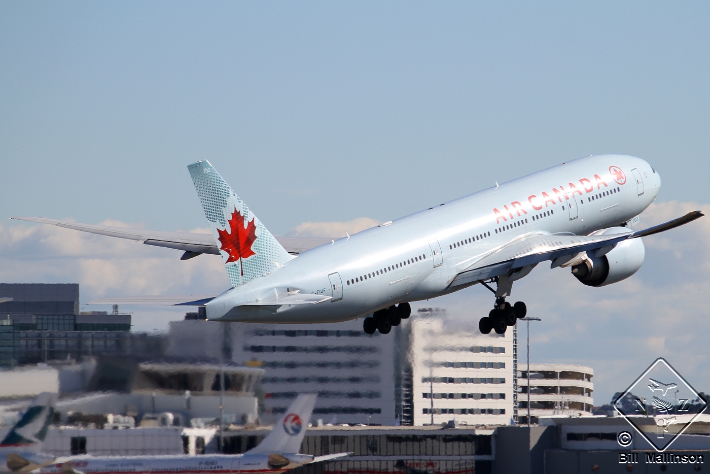C-FIUF · Boeing 777-233/LR · (SYD / YSSY)