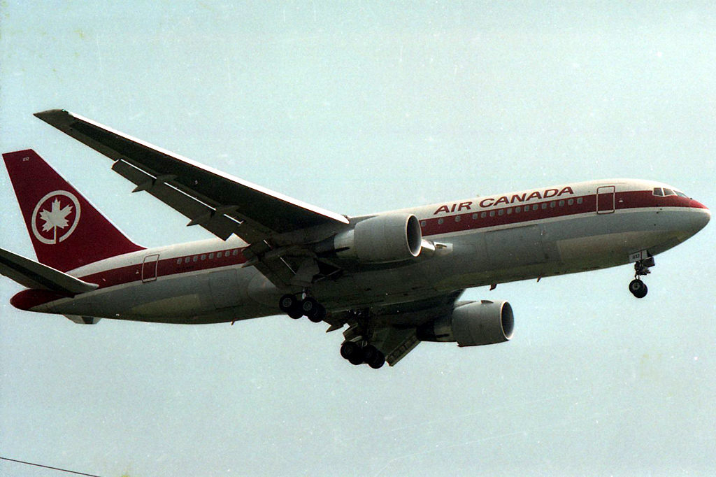 C-GAVF · Boeing 767-233/ER · (LHR / EGLL)