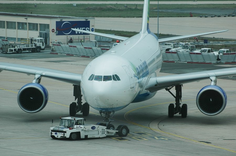 F-GOTO · Airbus A330-323 · (ORY / LFPO)