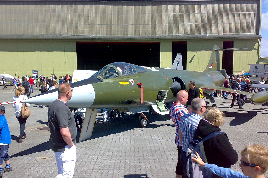 104730 · Canadair CF-104 Starfighter · (SVG / ENZV)