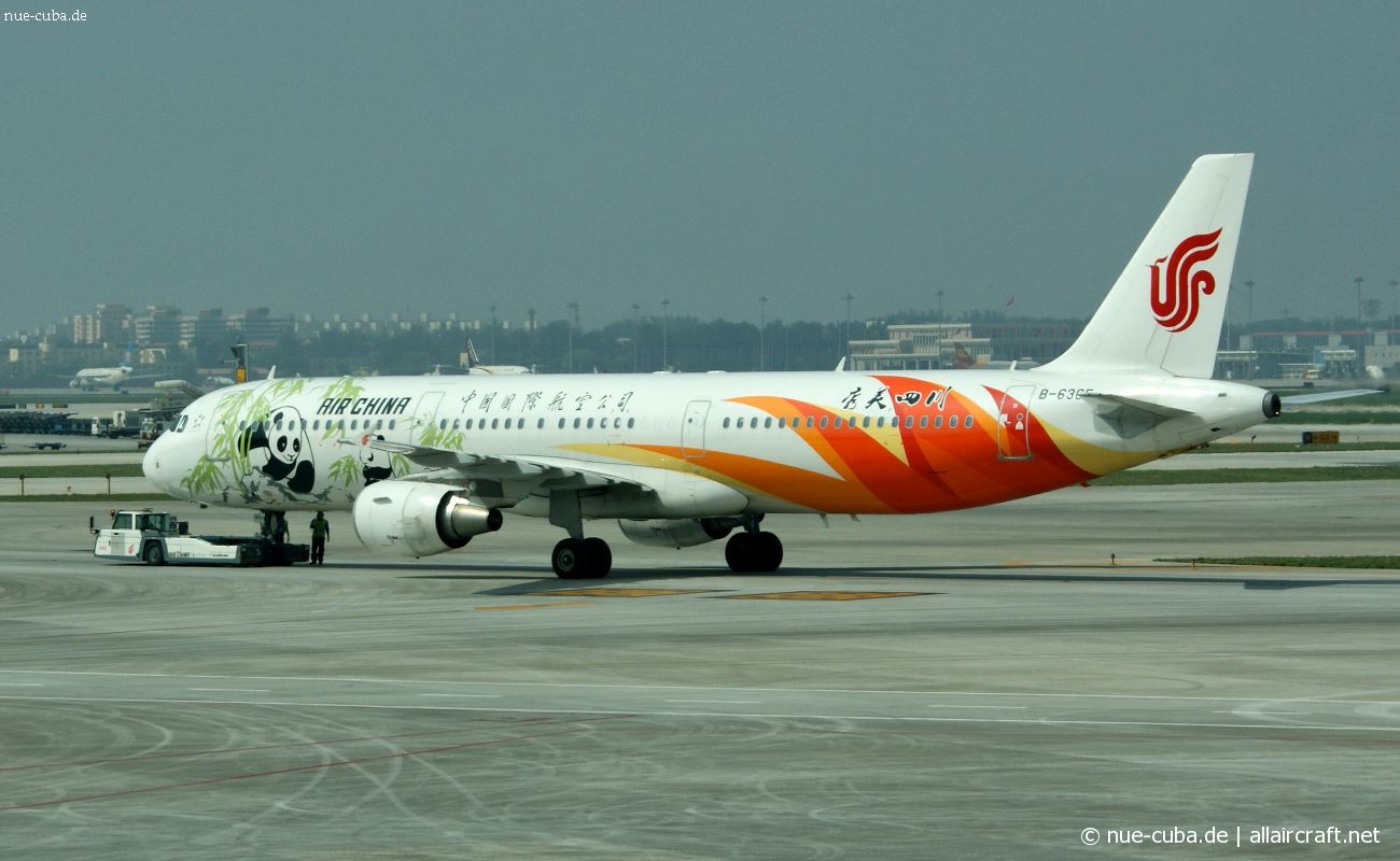 B-6365 · Airbus A321-213 · (PEK / ZBAA)