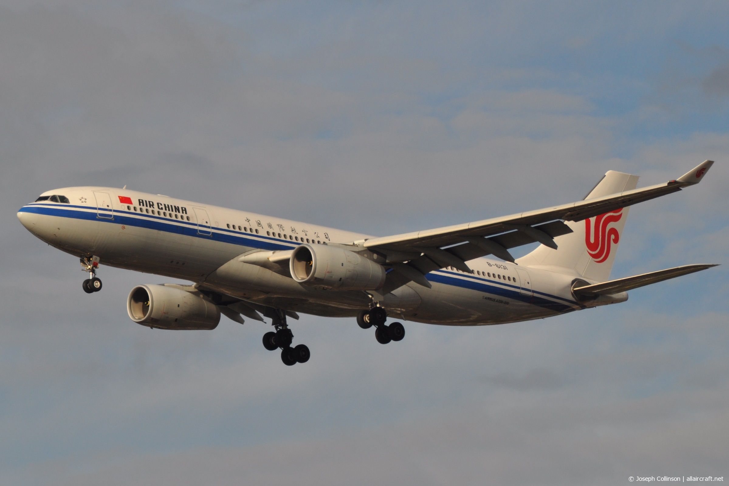 B-6131 · Airbus A330-243 · (LHR / EGLL)