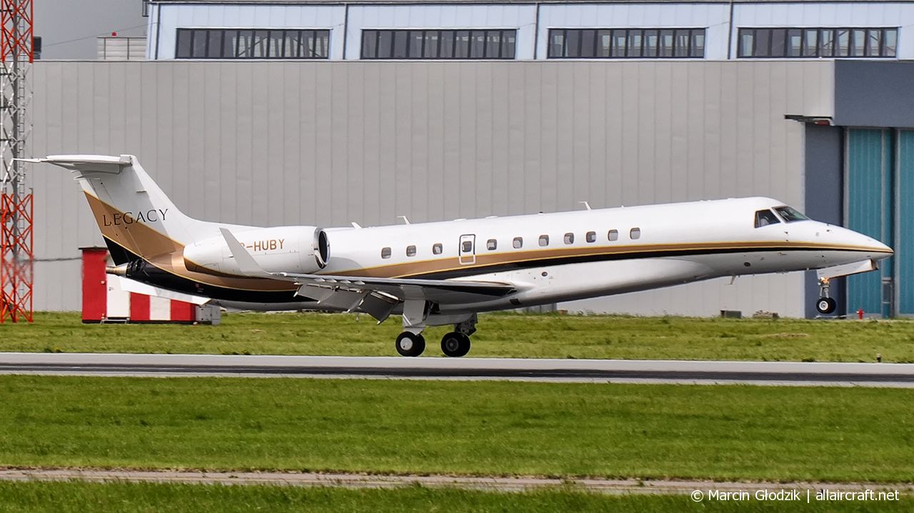 G-HUBY · Embraer ERJ-135BJ Legacy · (WAW / EPWA)