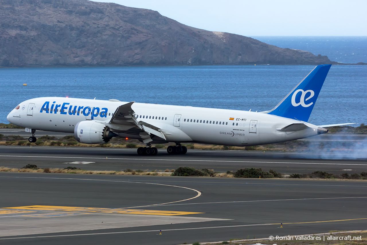 EC-MTI · Boeing 787-9 Dreamliner · (LPA / GCLP)