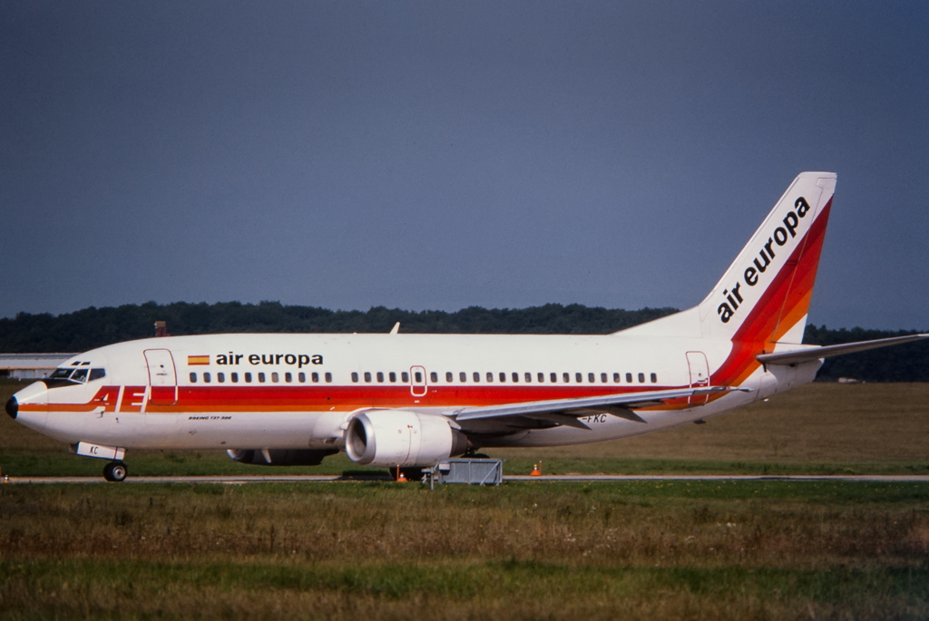 EC-FKC · Boeing 737-3L9 · (GVA / LSGG)