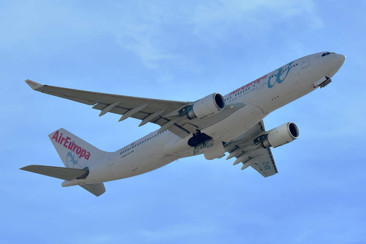 EC-KTG · Airbus A330-202 · (LPA / GCLP)