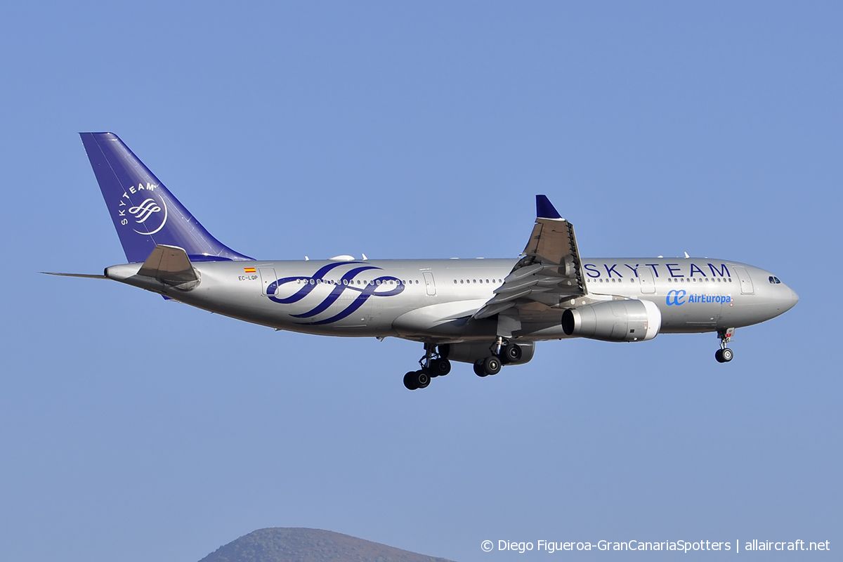 EC-LQP · Airbus A330-243 · (LPA / GCLP)