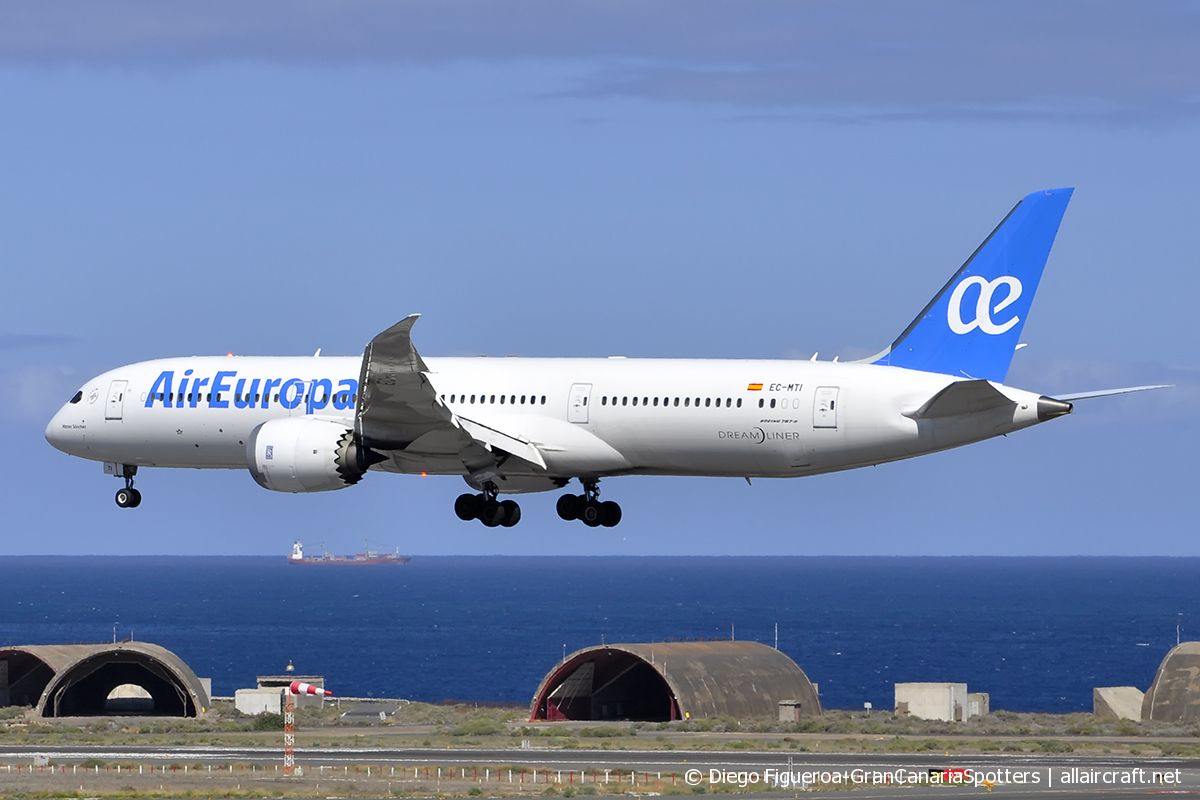 EC-MTI · Boeing 787-9 Dreamliner · (LPA / GCLP)