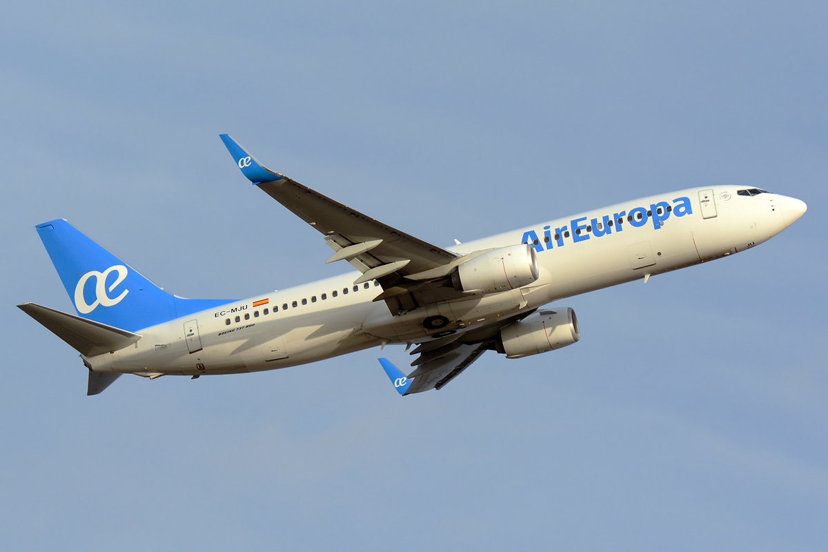 EC-MJU · Boeing 737-85P(WL) · (LPA / GCLP)