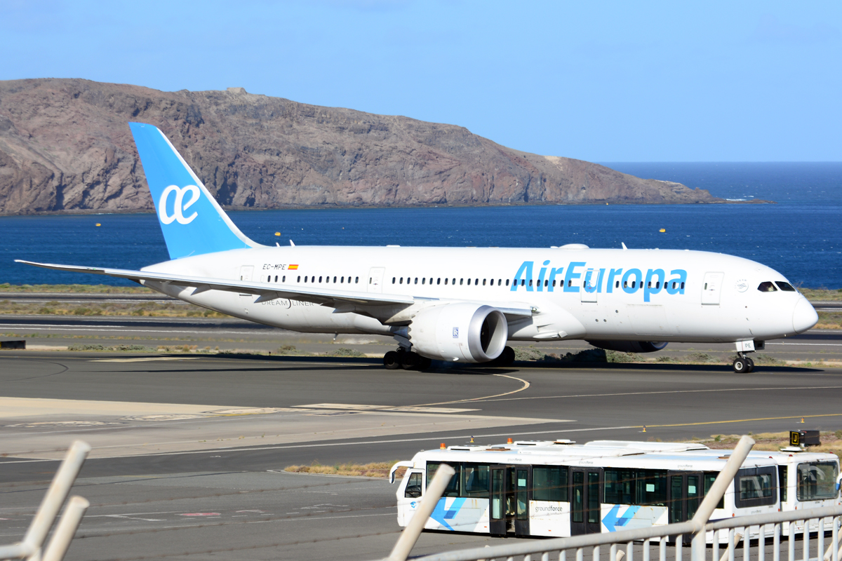 EC-MPE · Boeing 787-8 Dreamliner · (LPA / GCLP)