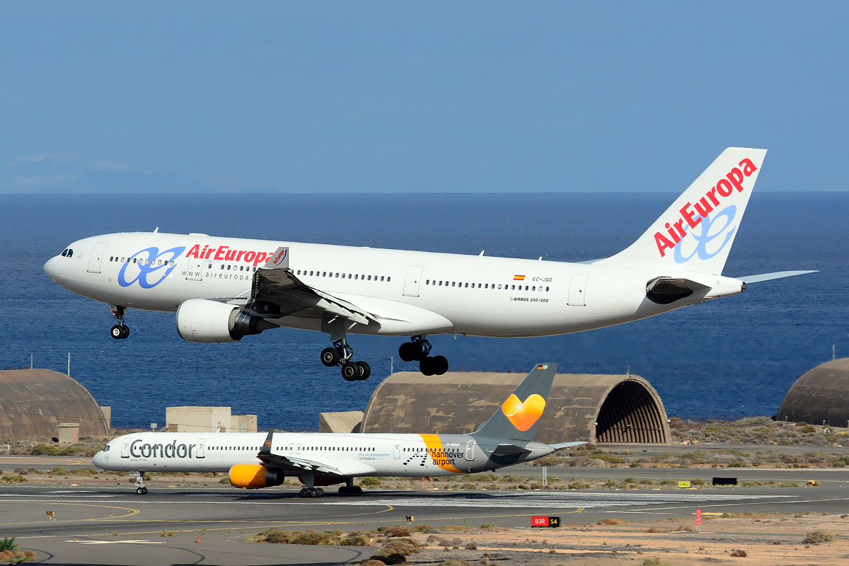 EC-JQQ · Airbus A330-203 · (LPA / GCLP)
