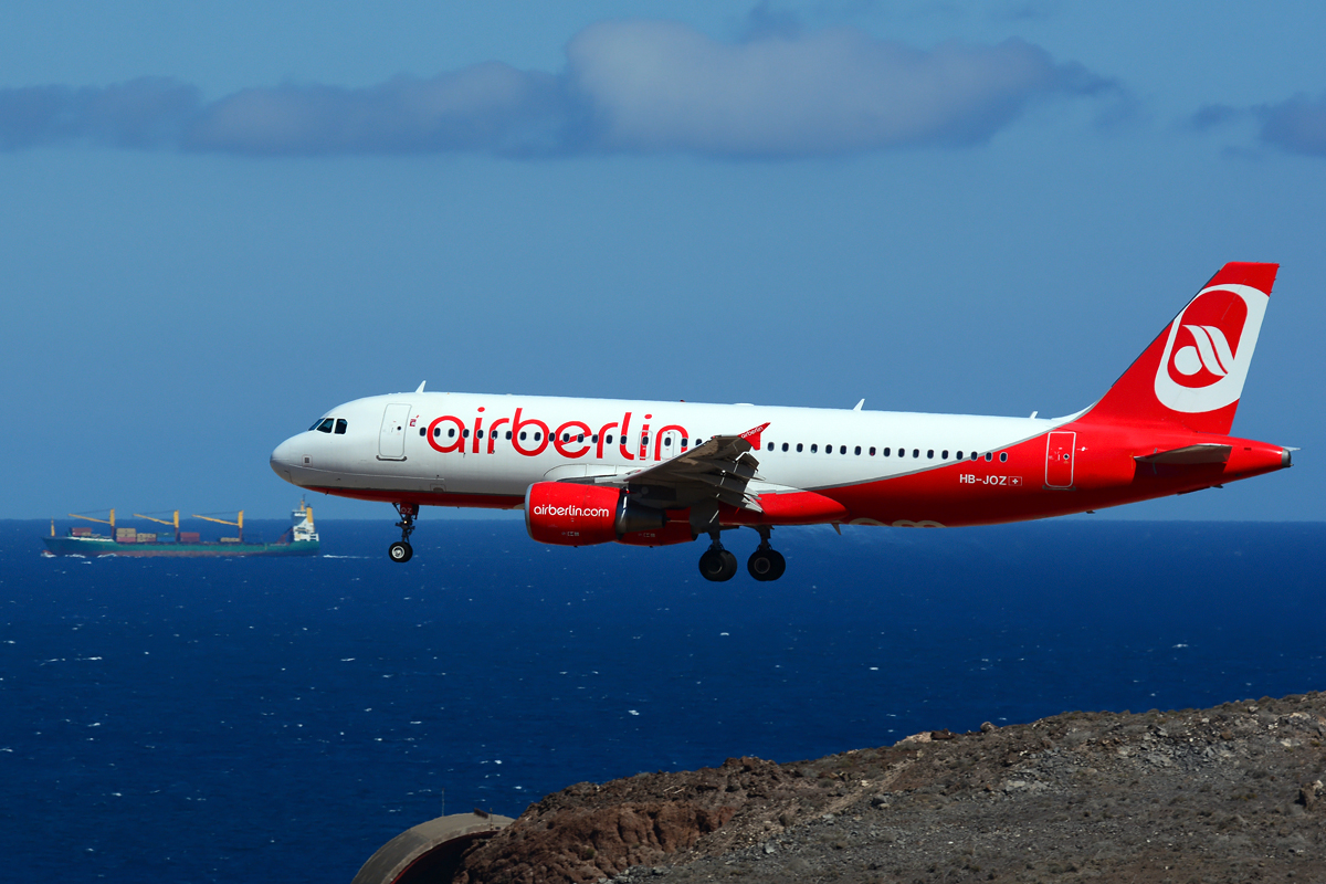 HB-JOZ · Airbus A320-214 · (LPA / GCLP)