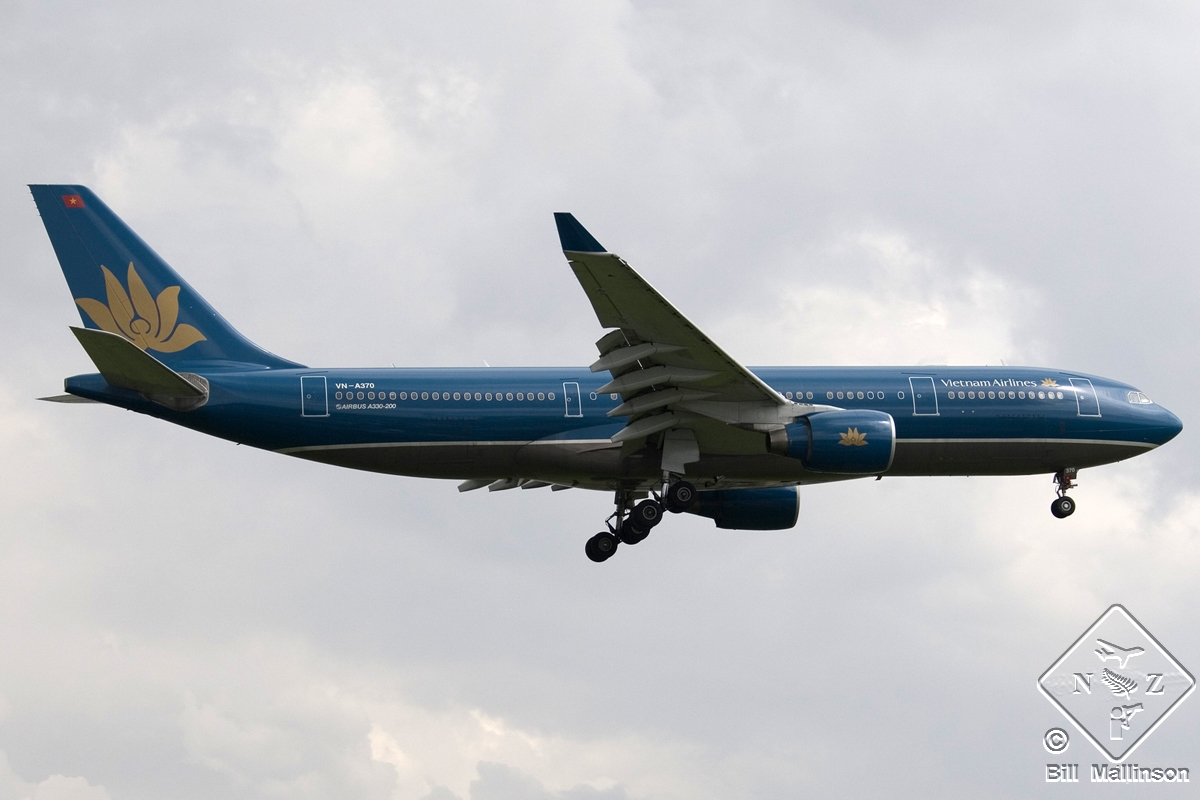 VN-A370 · Airbus A330-223 · (SGN / VVTS)