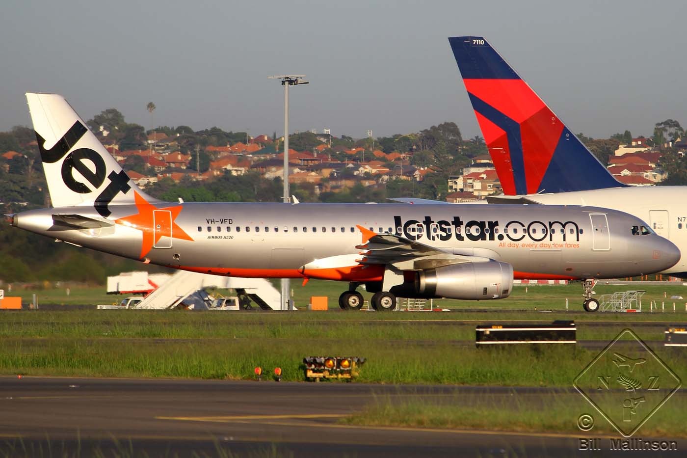 VH-VFD · Airbus A320-232 · (SYD / YSSY)