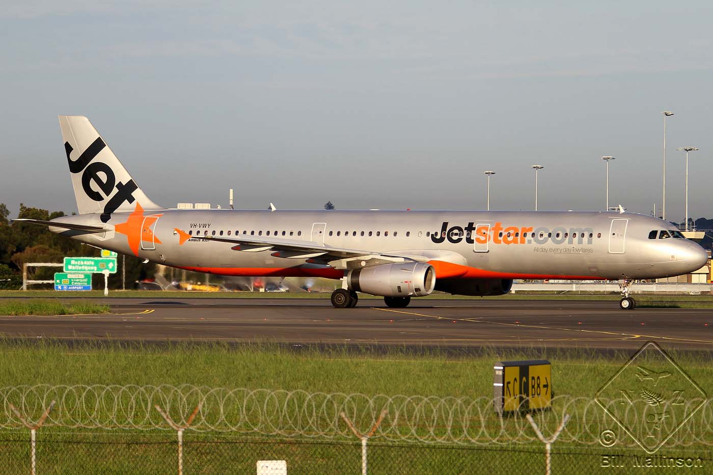 VH-VWY · Airbus A321-231 · (SYD / YSSY)