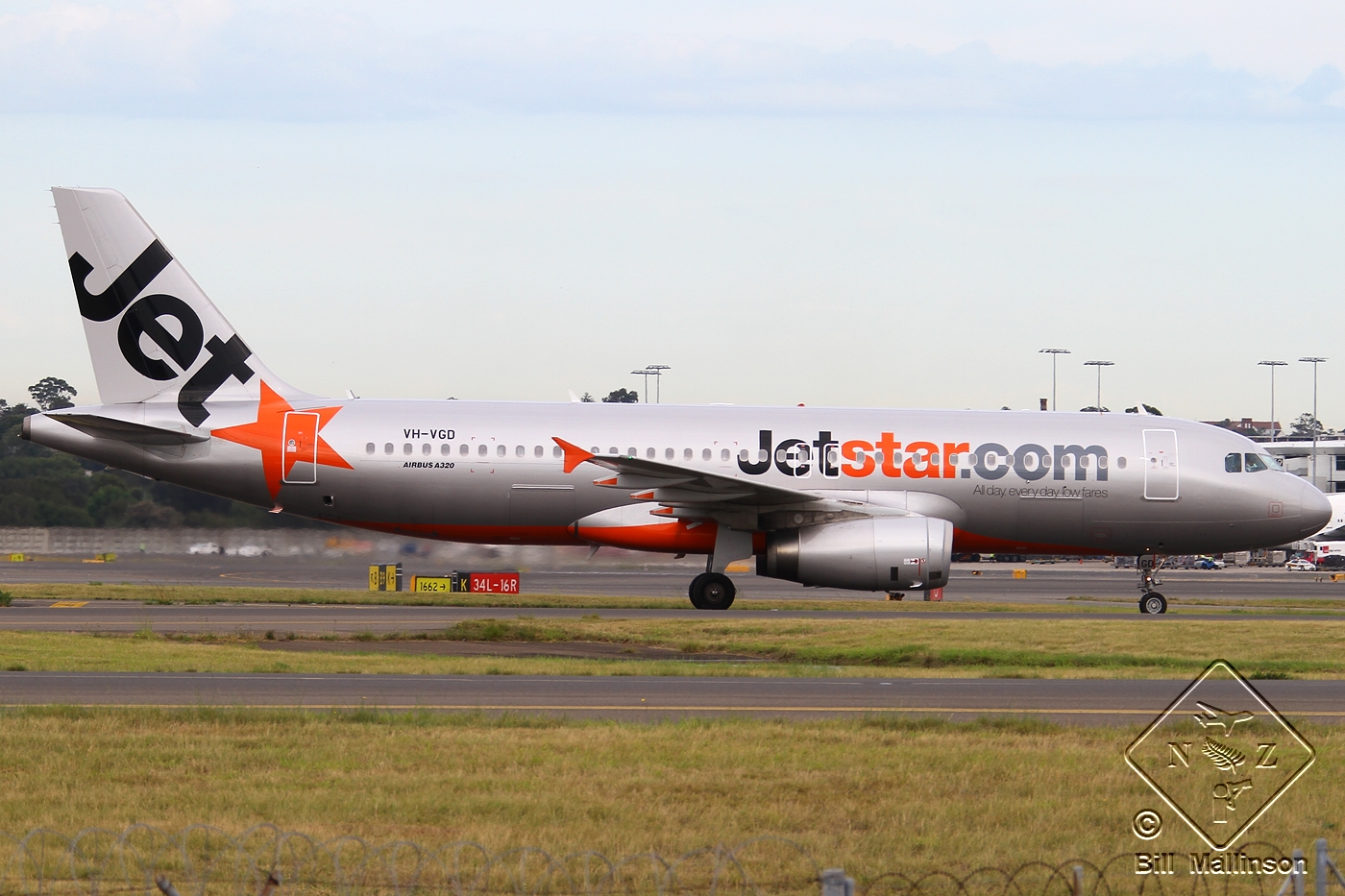 VH-VGD · Airbus A320-232 · (SYD / YSSY)