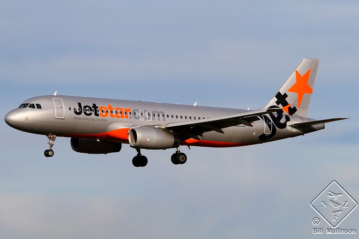 VH-VQE · Airbus A320-232 · (CHC / NZCH)
