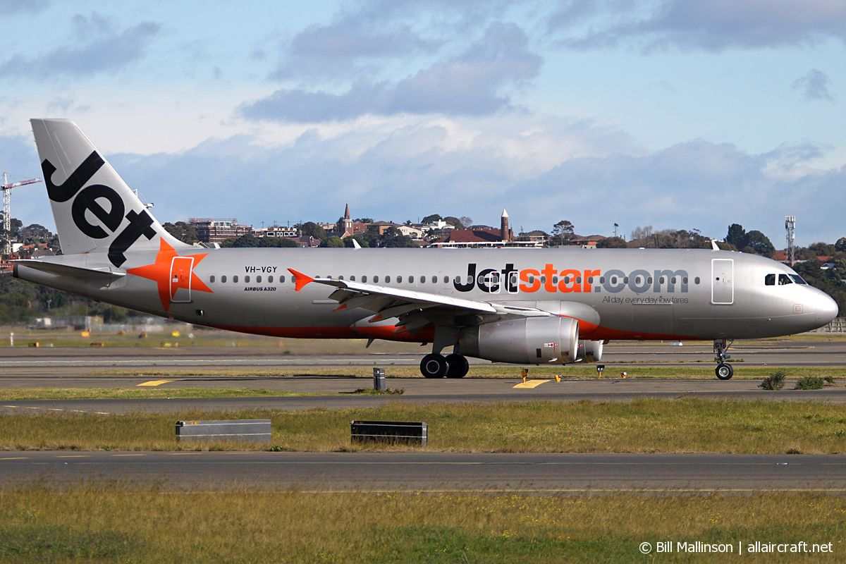 VH-VGY · Airbus A320-232 · (SYD / YSSY)