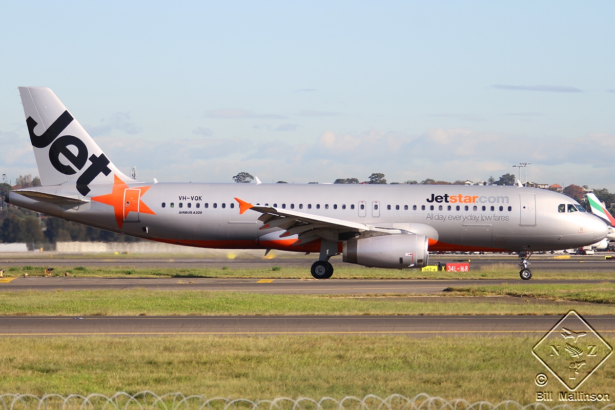 VH-VQK · Airbus A320-232 · (SYD / YSSY)