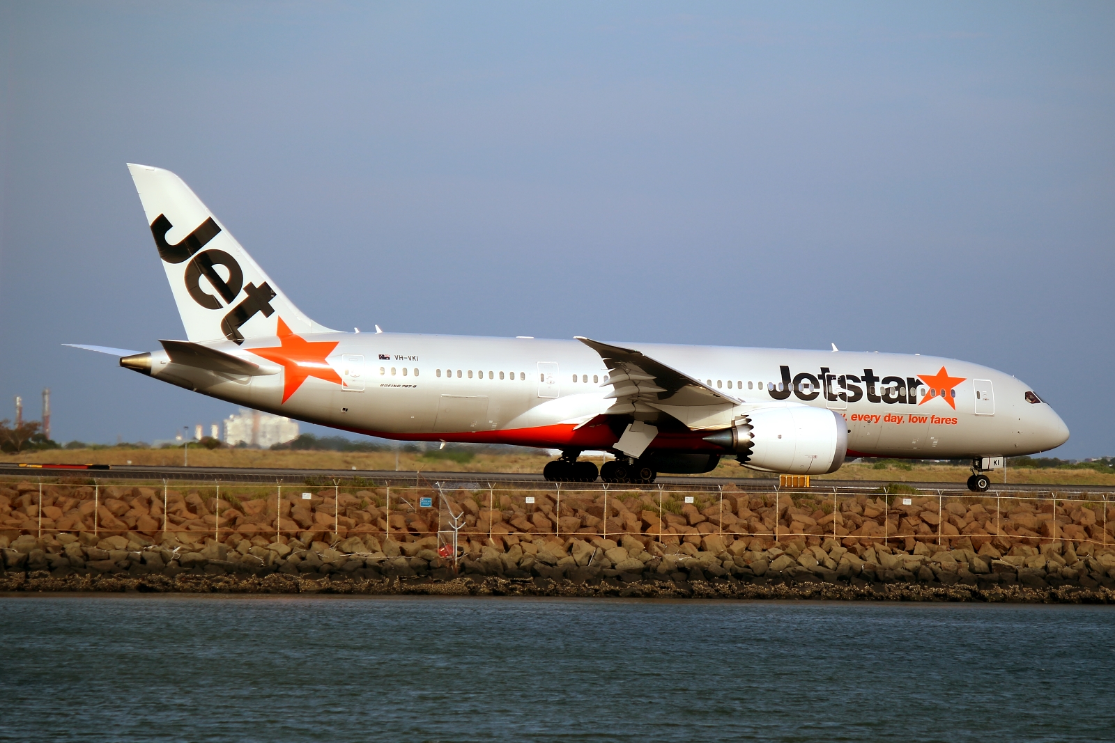 VH-VKI · Boeing 787-8 Dreamliner · (SYD / YSSY)