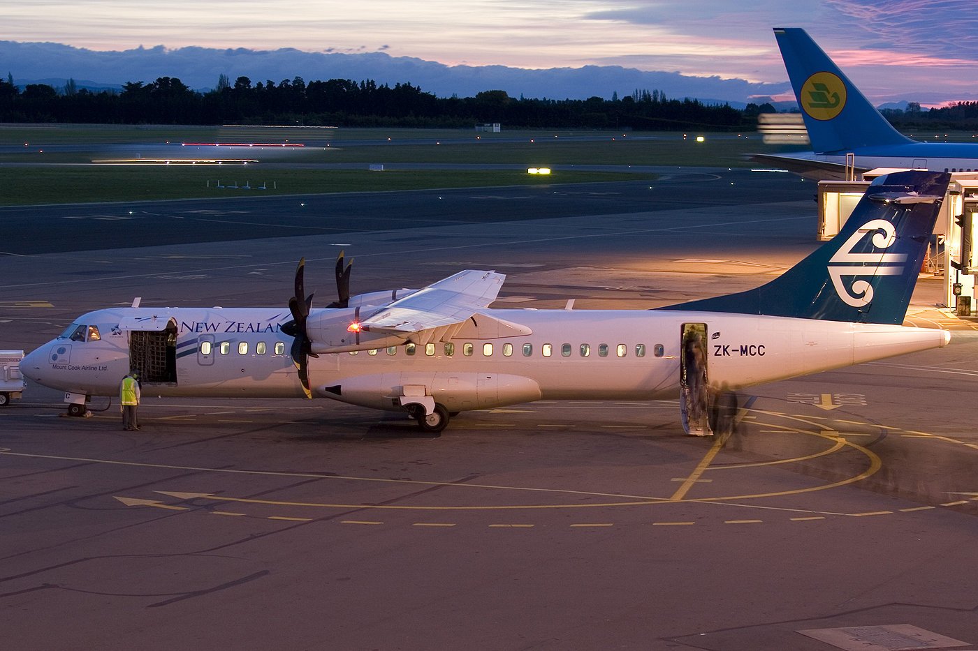 ZK-MCC · ATR-72-500 · (CHC / NZCH)
