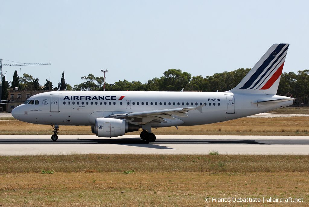 F-GRHI · Airbus A319-111 · (MLA / LMML)