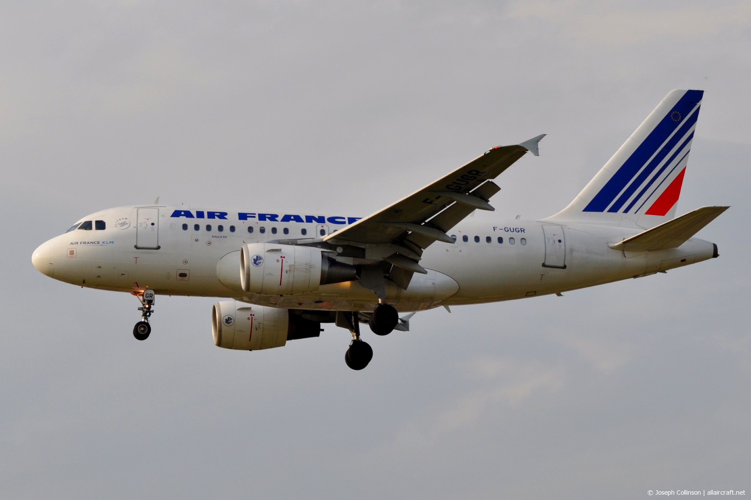 F-GUGR · Airbus A318-111 · (LHR / EGLL)