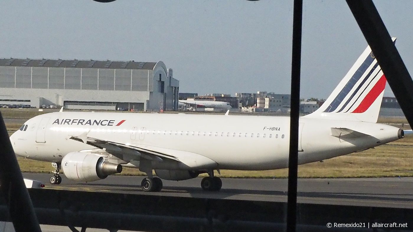 F-HBNA · Airbus A320-214 · (TLS / LFBO)
