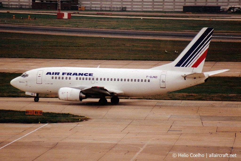 F-GJND · Boeing 737-528 · (LHR / EGLL)