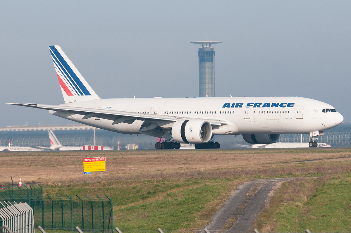 F-GSPI · Boeing 777-228(ER) · (CDG / LFPG)