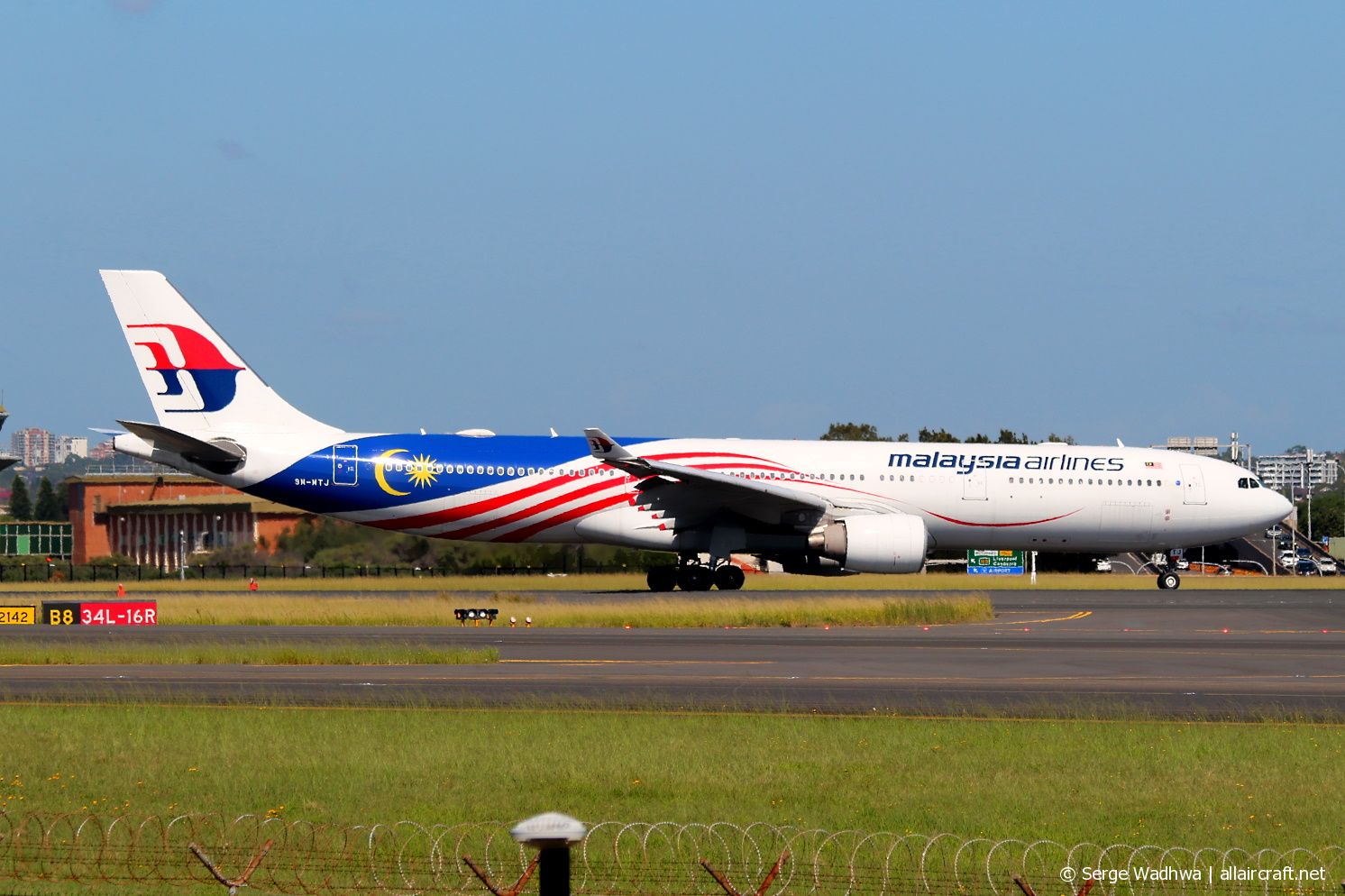 9M-MTJ · Airbus A330-323 · (SYD / YSSY)