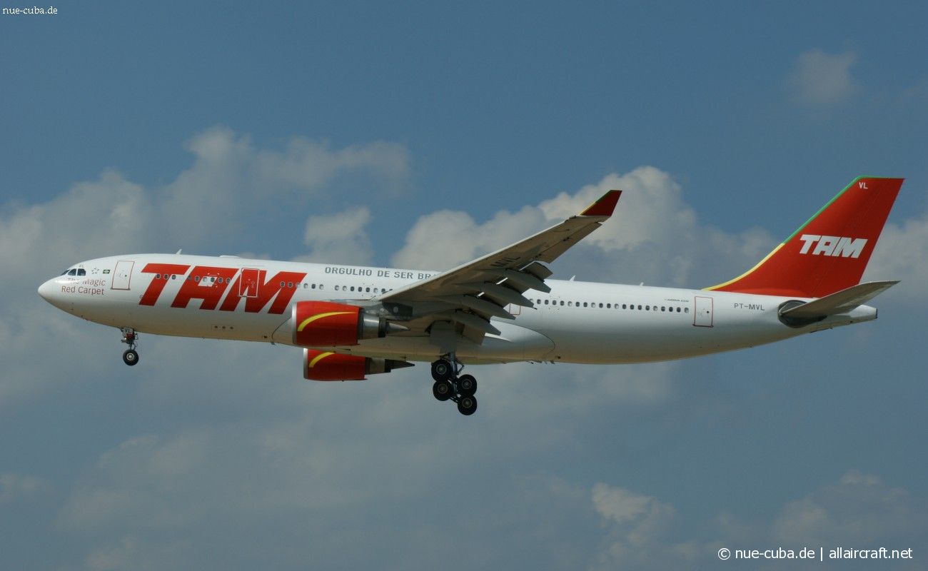 PT-MVL · Airbus A330-203 · (FRA / EDDF)