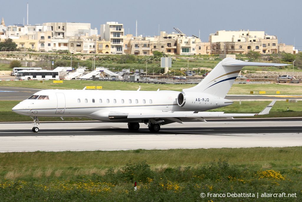 A6-RJD · Bombardier BD-700-1A11 Global 5000 · (MLA / LMML)