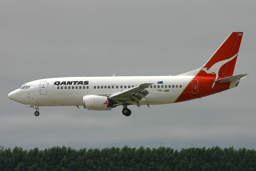 ZK-JNH · Boeing 737-376 · (CHC/NZCH)