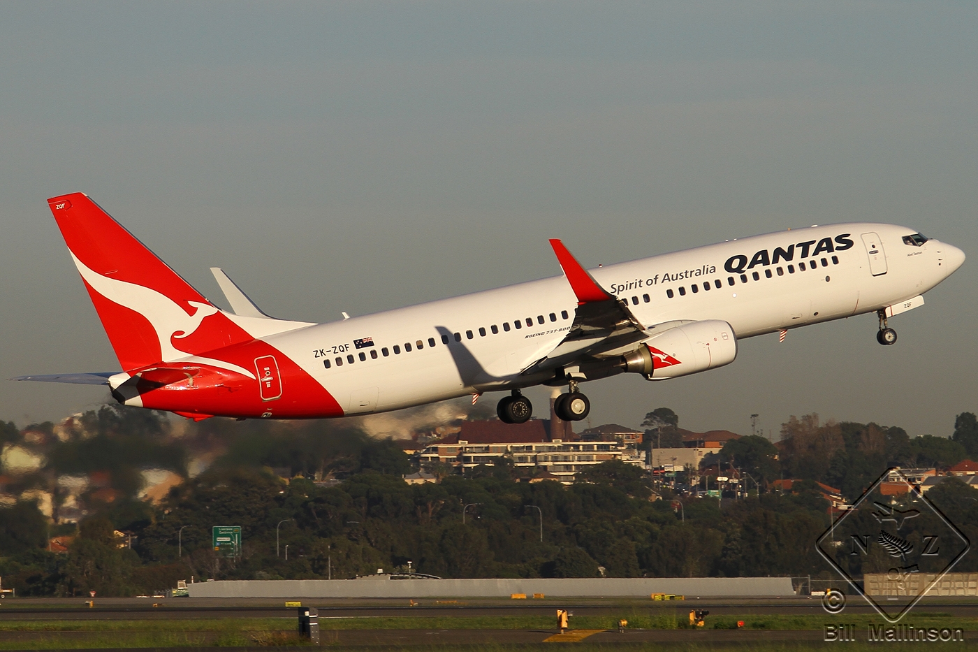ZK-ZQF · Boeing 737-838(WL) · (SYD / YSSY)