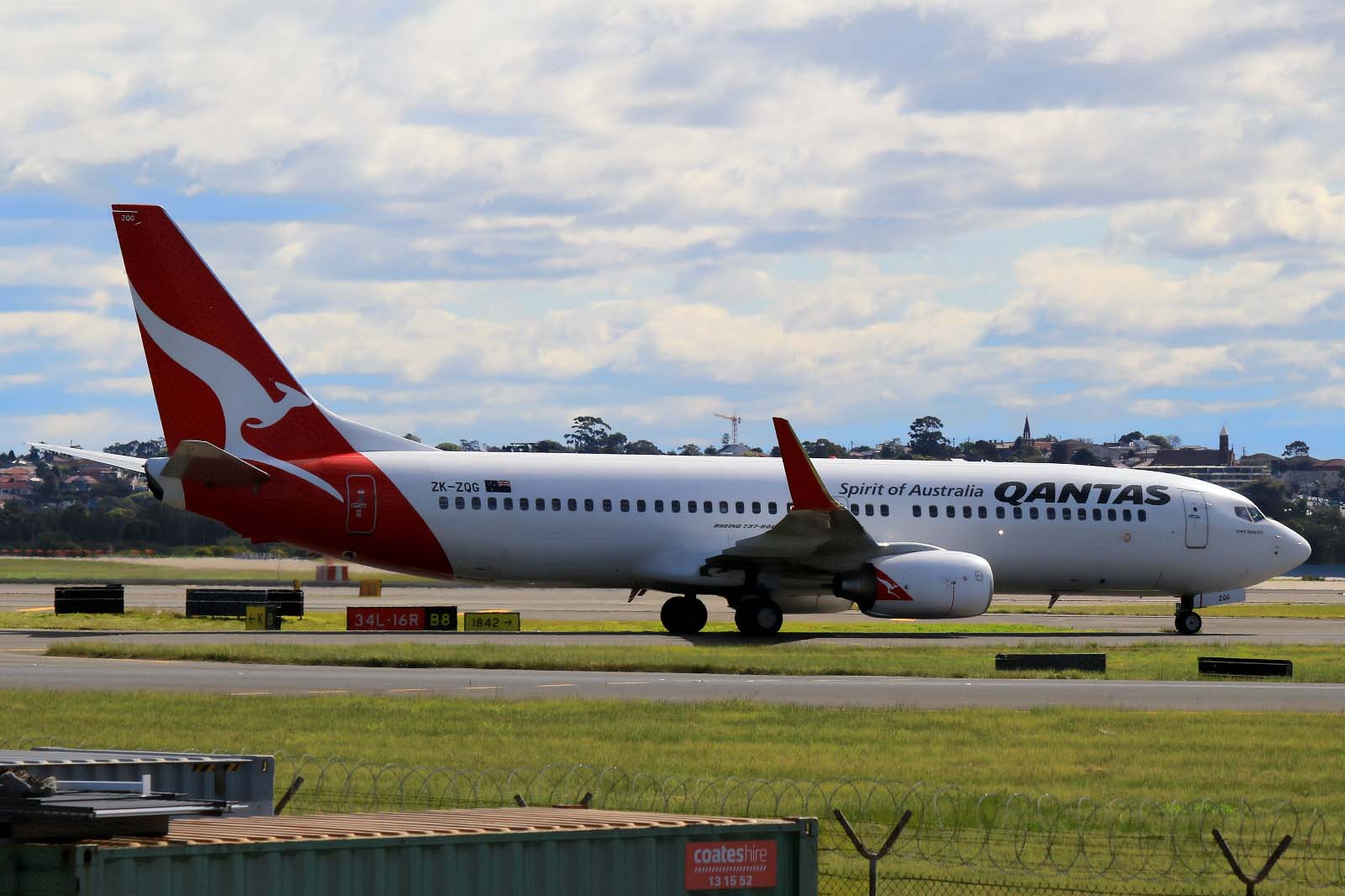 ZK-ZQG · Boeing 737-838(WL) · (SYD / YSSY)