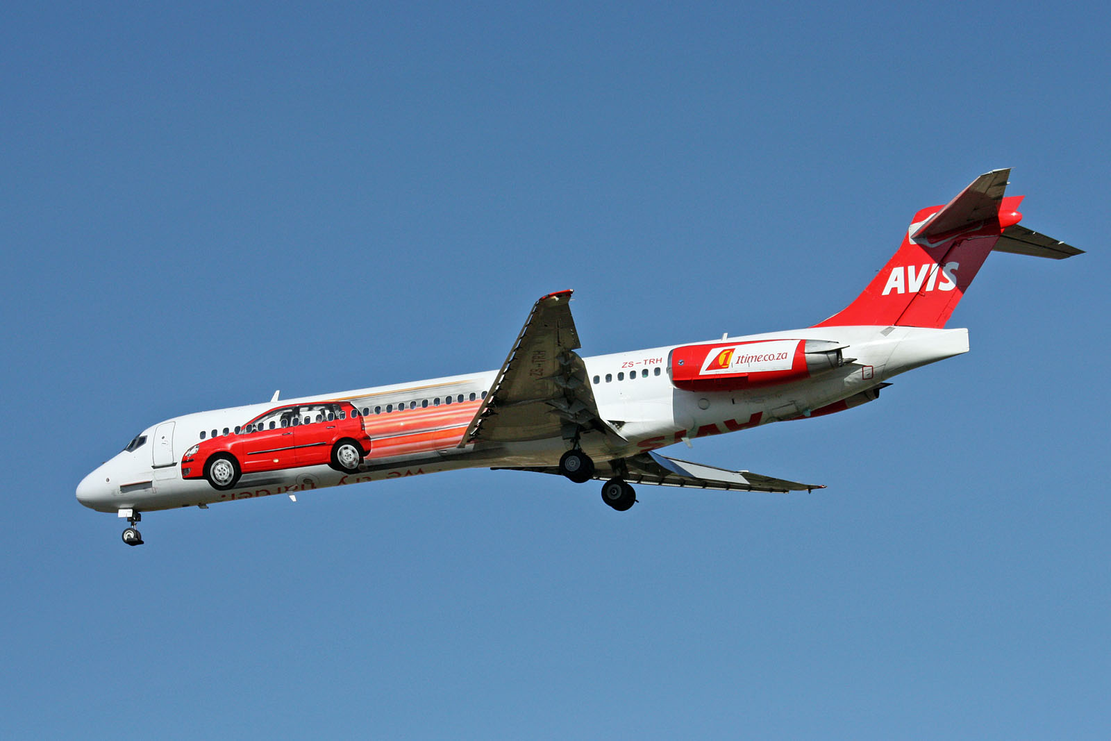 ZS-TRH · McDonnell Douglas MD-87 · (JNB / FAOR)