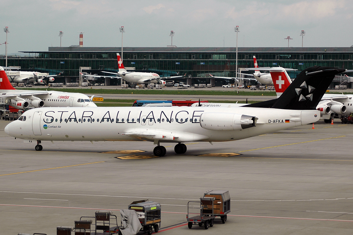 D-AFKA · Fokker 100 · (ZRH / LSZH)