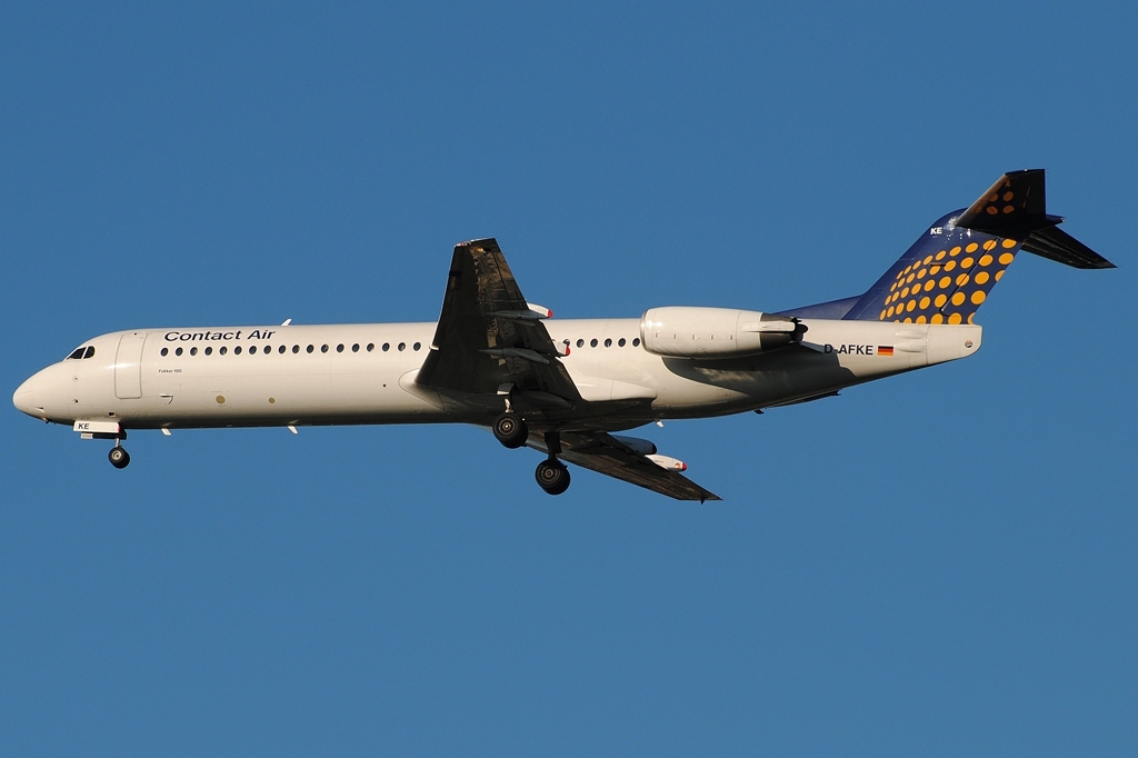 D-AFKE · Fokker 100 · (MXP / LIMC)