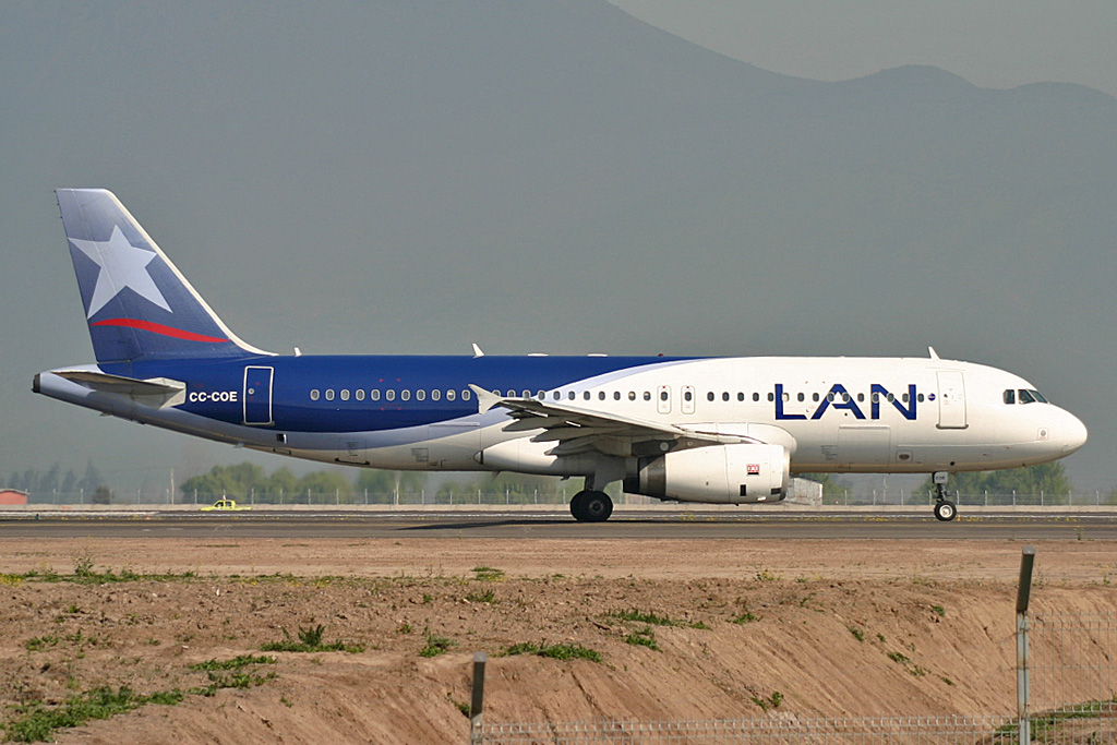 CC-COE · Airbus A320-233 · (SCL / SCEL)