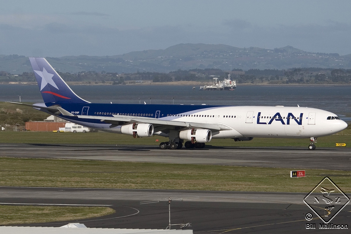CC-CQF · Airbus A340-313 · (AKL / NZAA)